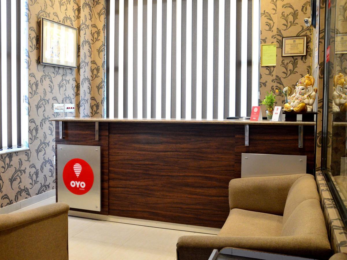 Oyo 6012 Hotel Rockwell Джапур Экстерьер фото